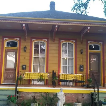 Creole Victorian For Groups Large And Small