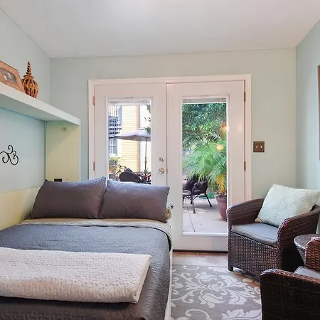 Auld Sweet Olive Bed & Breakfast 4*