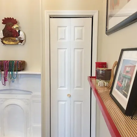 Daisy House 3*