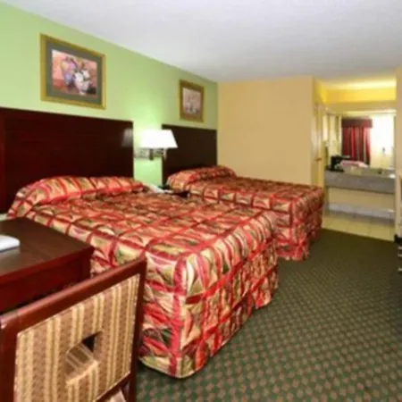 Rodeway & Gentilly 3*