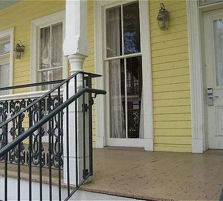Inn The Prytania Oaks