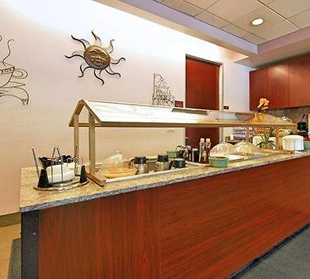 Hotel Moxy Downtown/french Quarter Area 3*