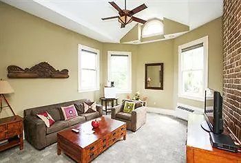Inn The Lookout 3*
