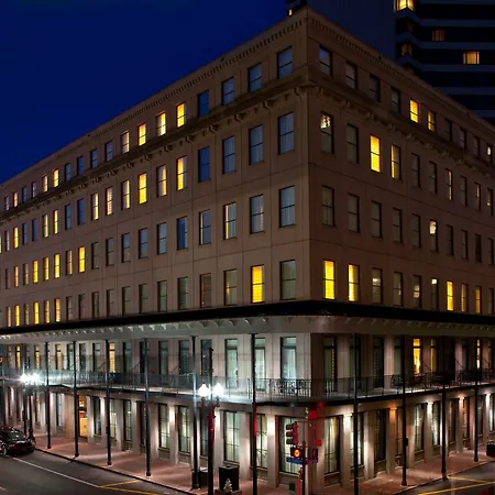 Hotel Courtyard By Marriott Downtown Near The French Quarter
