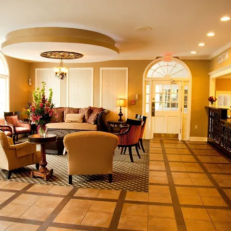 Western French Quarter Courtyard 4*
