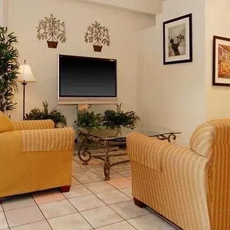 Fairfield By Marriott & Downtown French Quarter Area New Orleans