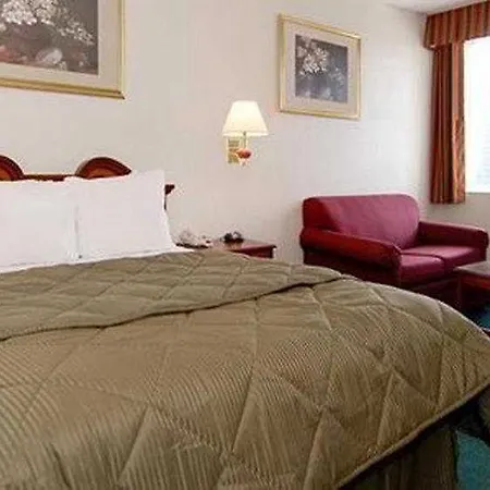 Fairfield By Marriott & Downtown French Quarter Area Hotel