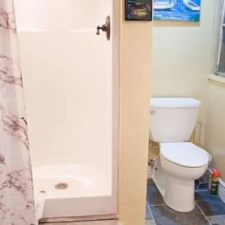 Guest house Uptown Riverside