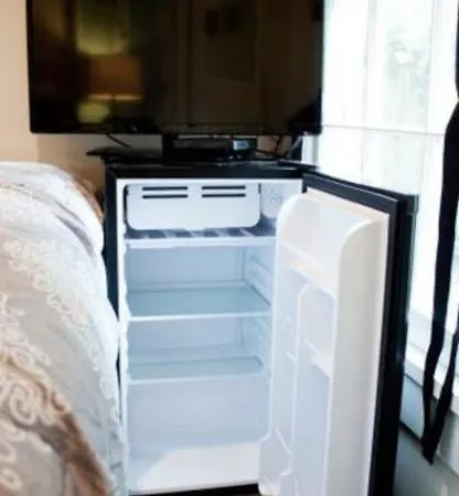 Guest house Uptown Riverside 3*