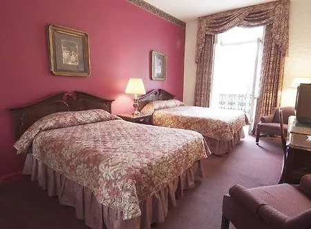 Inn Le Richelieu In The French Quarter