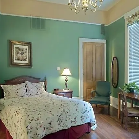 Avenue Hotel New Orleans