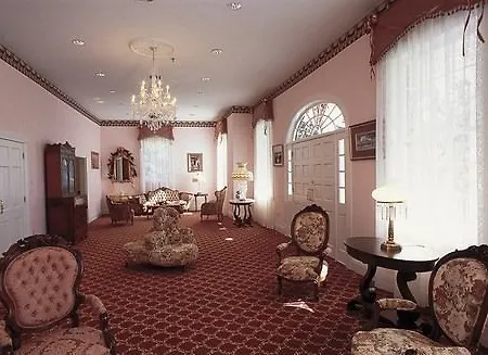 Hubbard Mansion Hotel