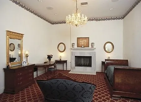 Hubbard Mansion
