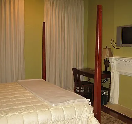 Inn The Prytania Oaks
