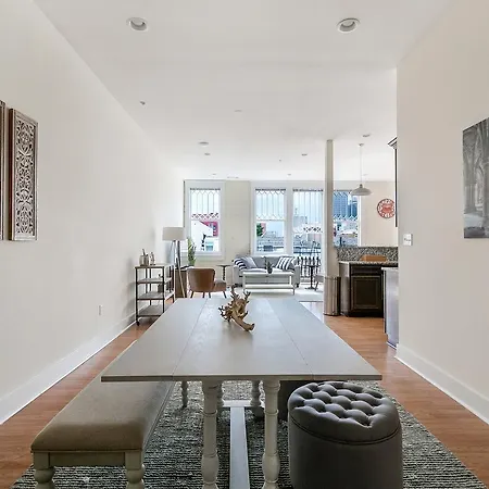 Delightful Arts/warehouse District Suites By Sonder Aparthotel New Orleans