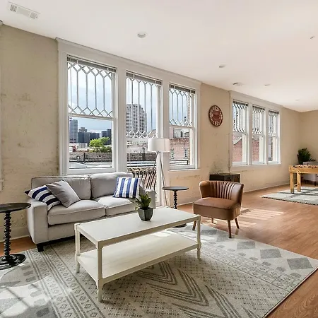 Delightful Arts/warehouse District Suites By Sonder *