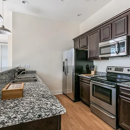 Aparthotel Delightful Arts/warehouse District Suites By Sonder New Orleans