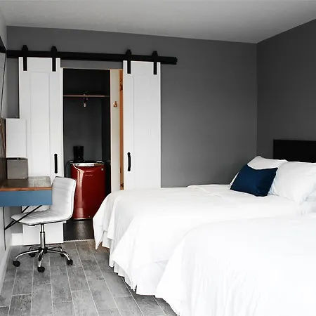 The Ben Louie Motel 3*