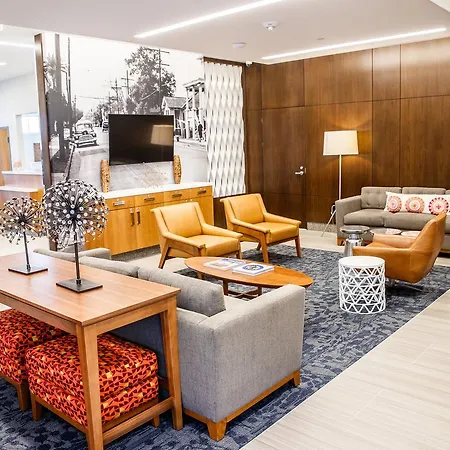 Alder Uptown Hotel