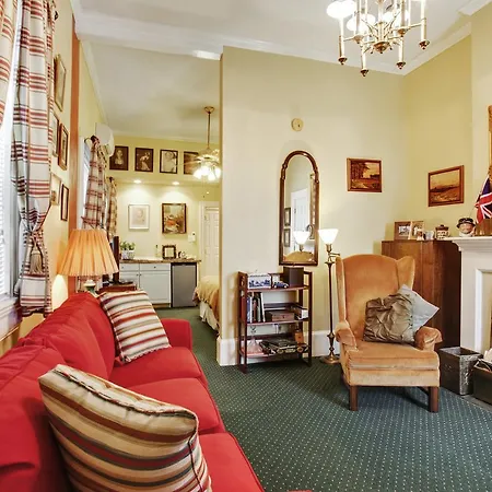 Bed & Breakfast Chez Palmiers 2*