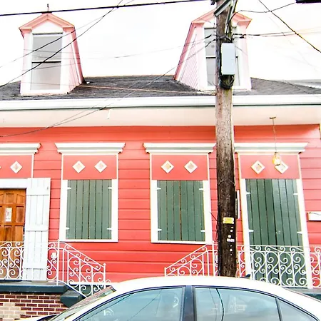 St Ann Treme Gem