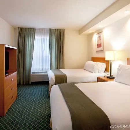 Hotel Express East By Ihg New Orleans