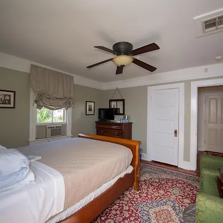 Maison De Macarty Bed & Breakfast New Orleans