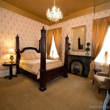 Inn Cornstalk 3*