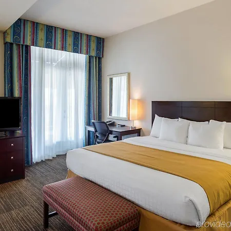 St Charles Coach House, An Ascend Collection Hotel 5*