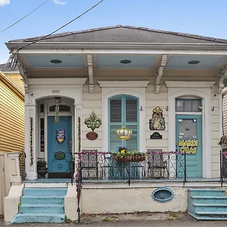 La Dauphine Bed & Breakfast New Orleans