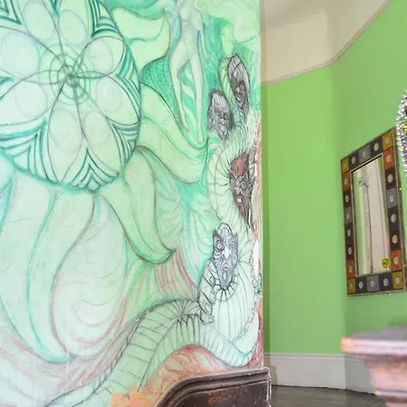 India House Hostel New Orleans