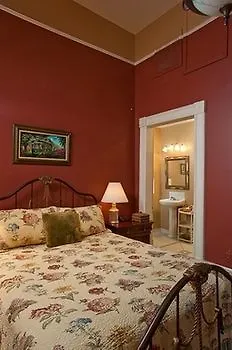 Hotel Avenue New Orleans