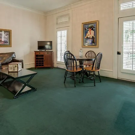 Chateau Orleans Aparthotel New Orleans