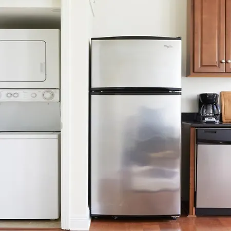 One-bedroom On Carondelet Street Apt 303 Aparthotel *