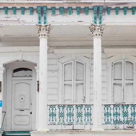 Aparthotel Sonder — Treme Flats