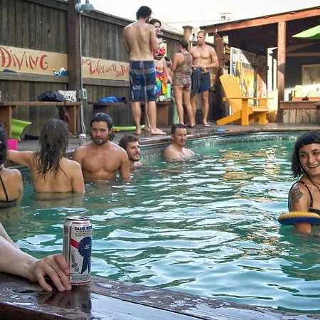 India House Hostel *