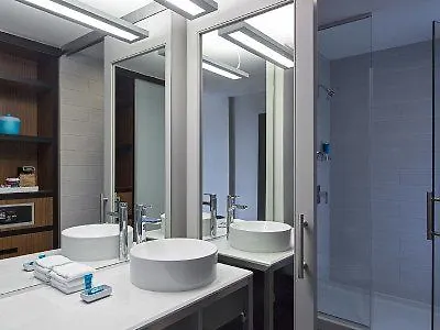 Hotel Aloft By Marriott Downtown 3*