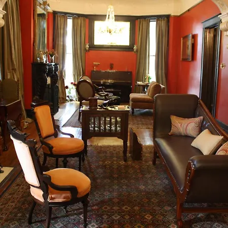 Bed & Breakfast Canal Street 3*