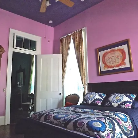 La Belle Esplanade Bed & Breakfast