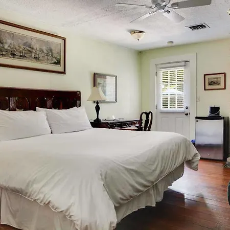 The House Bed & Breakfast New Orleans