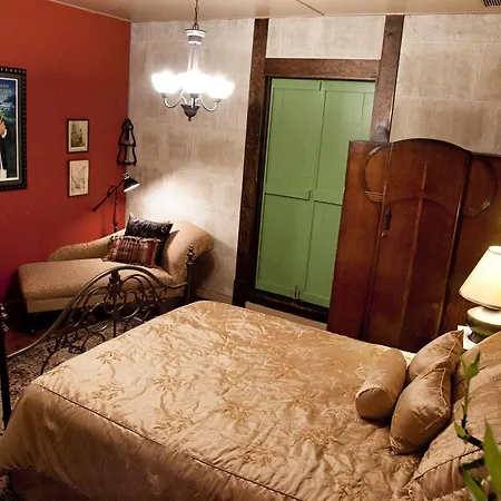 Inn Jazz Quarters 3*