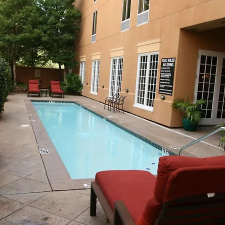 Hampton New Orleans/st.charles Ave 3* New Orleans