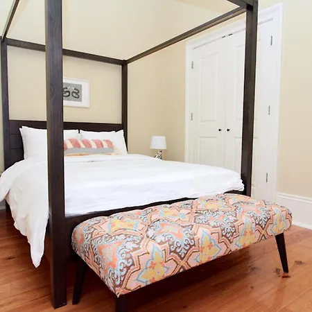 Sonder Irish Channel Lofts