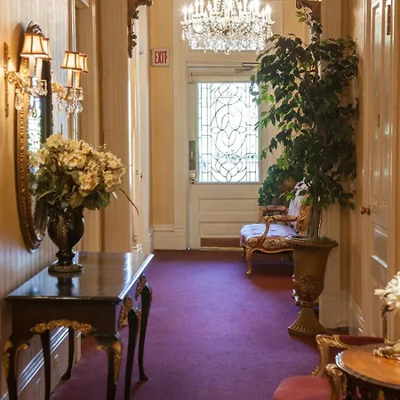 Inn Cornstalk New Orleans