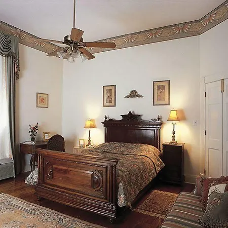 Hubbard Mansion New Orleans