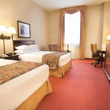 Hotel Drury Plaza