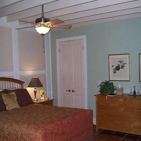Bed & Breakfast Five Continents New Orleans