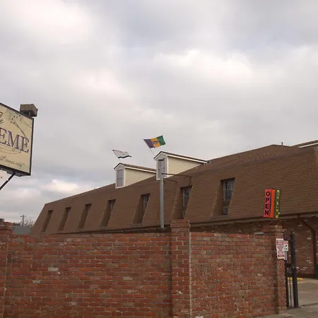 Hotel The Treme 3*