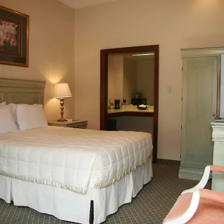 The Prytania Park 2*