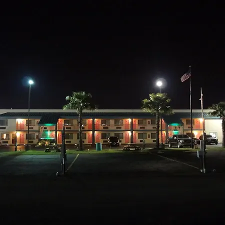 Hotel Nola & 4*